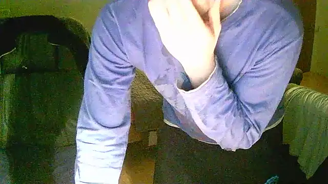 dado-hot12's cam snapshot