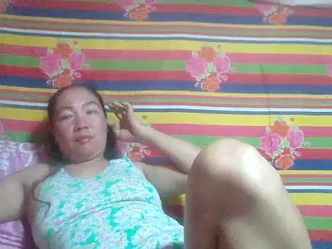 HungryPussypinayX's cam snapshot