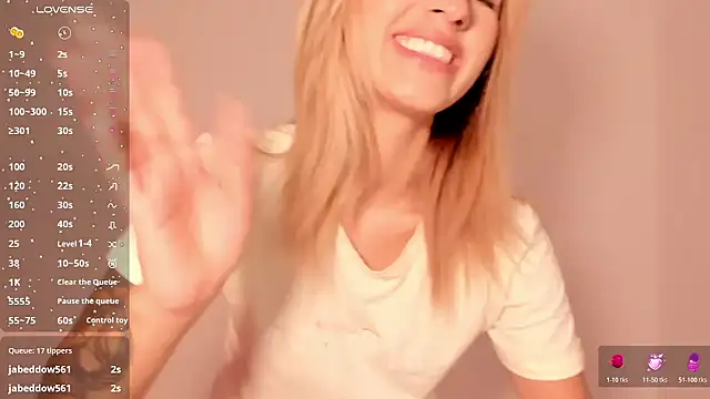 Ashleyroys_111's cam snapshot