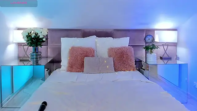 MiaMuse live sex cam