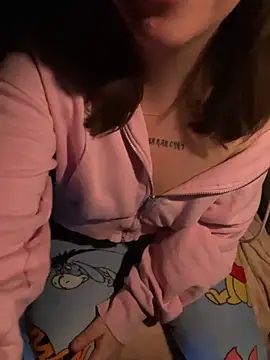 Autumn_Nighht's cam snapshot