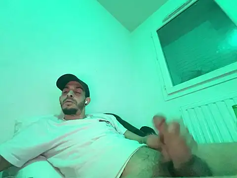 Rebeu313 live sex cam