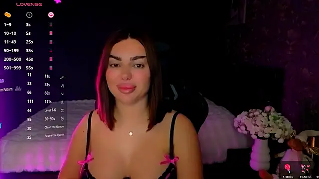 Ayla_Ray's cam snapshot