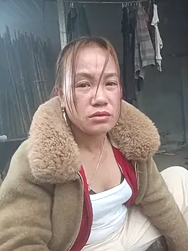 cutebobi's cam snapshot