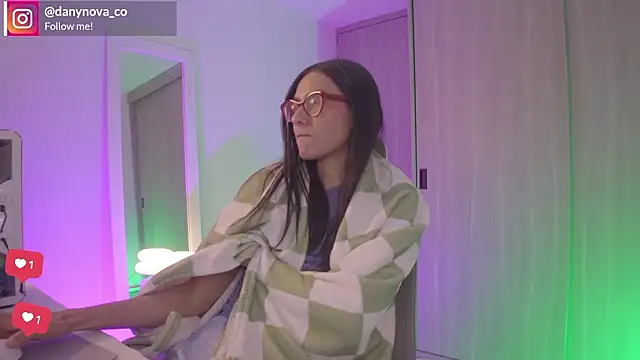 DanyNova_Co's cam snapshot