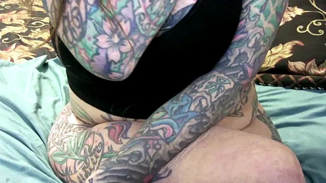 pamelagunns live sex cam