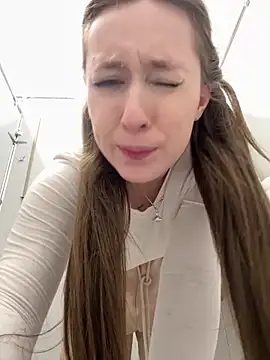 FroggyAnna's cam snapshot