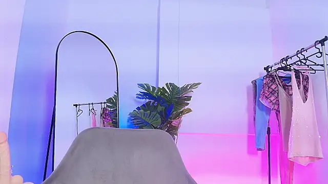 KatieBoison's cam snapshot