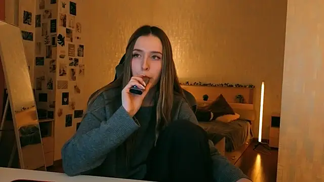 yourrdanceteacher's cam snapshot