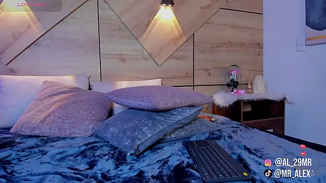 sussan_fox_'s cam snapshot