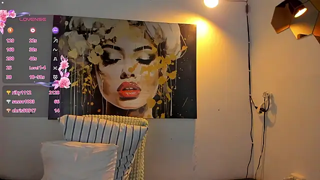 Violet_horny05's cam snapshot