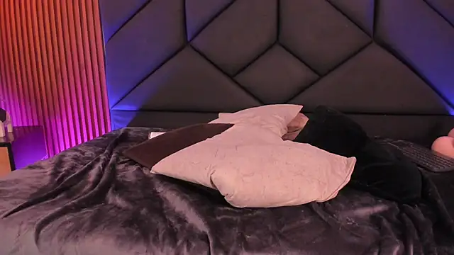 Alejandra_Vives's cam snapshot