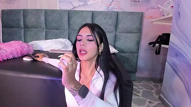 AntonellaRossi's cam snapshot