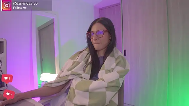 DanyNova_Co's cam snapshot