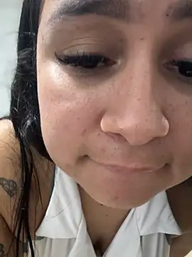 Pretty_Isadora's cam snapshot