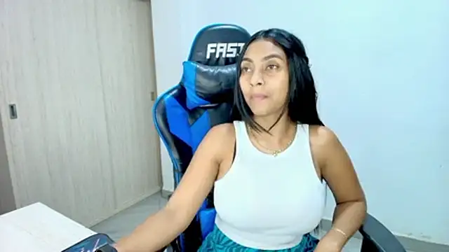 sophiax-x live sex cam