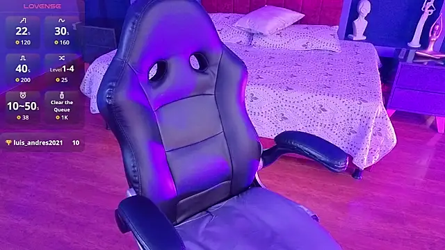 littlee_red's cam snapshot