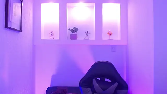 dahiaan_as's cam snapshot