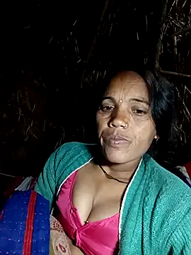 Cutsedi3's cam snapshot