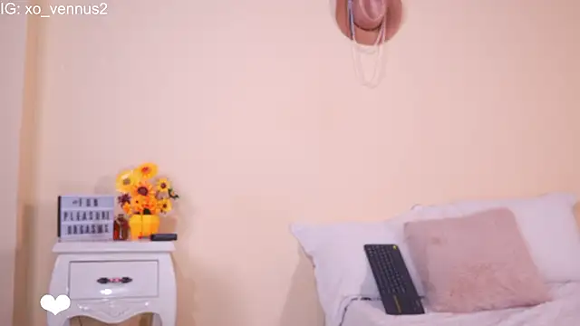 annie22love's cam snapshot