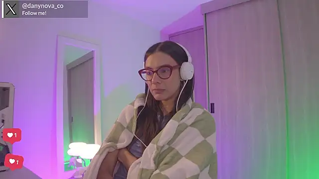 DanyNova_Co live sex cam