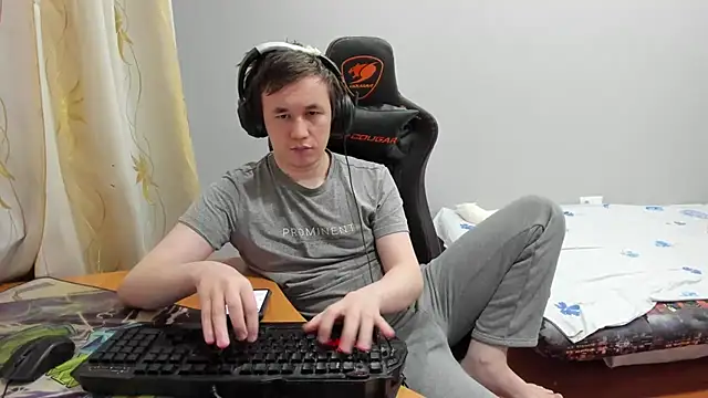 iliaskrislove live sex cam