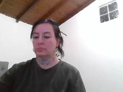 Nina-foxx live sex cam