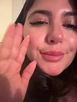 sukhakunis1 live sex cam