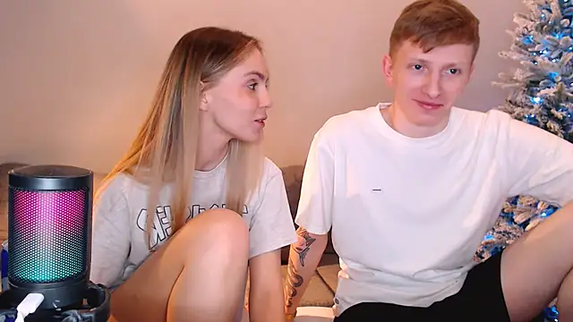 juliaanddima's cam snapshot