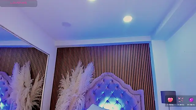 SelenaStonne's cam snapshot