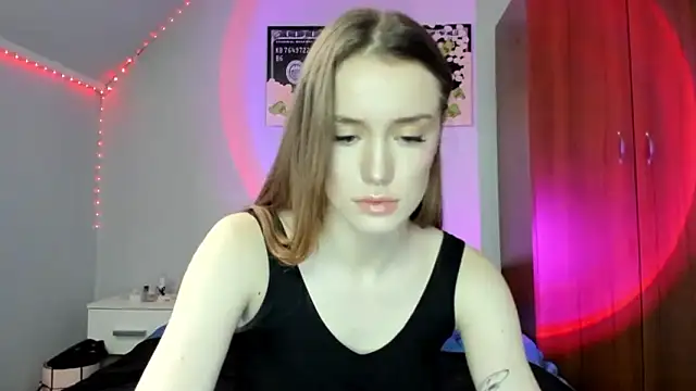 tinyglow's cam snapshot