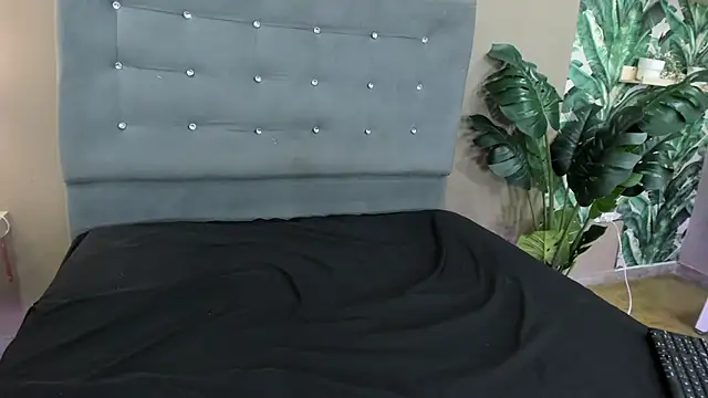 Kylievega_'s cam snapshot