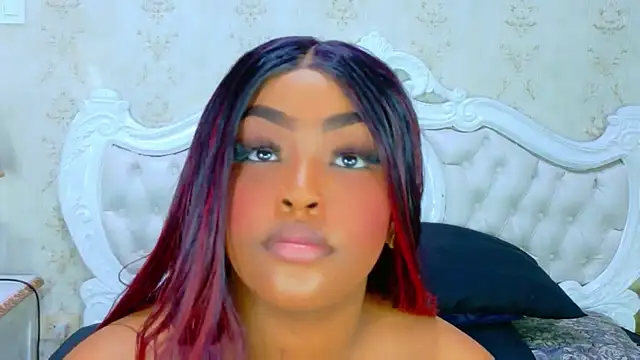 TianahGlow's cam snapshot