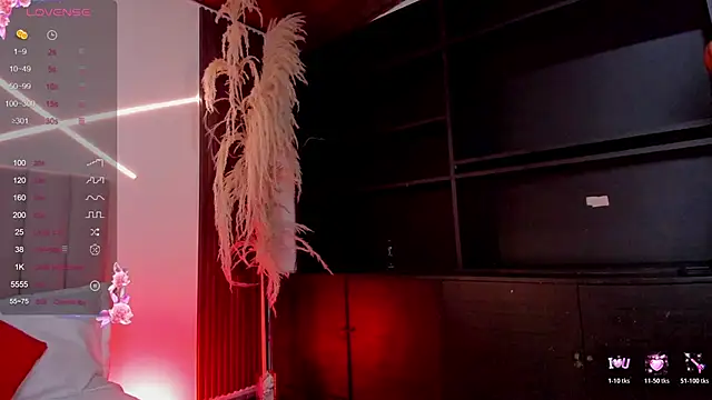 Isis_Moon's cam snapshot