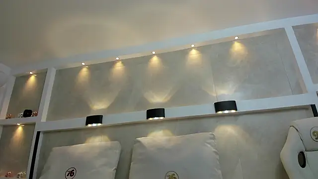 isaa_stone's cam snapshot