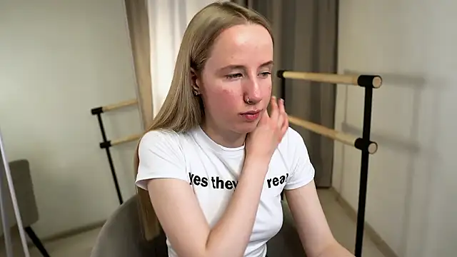 Cassie_Kelman's cam snapshot