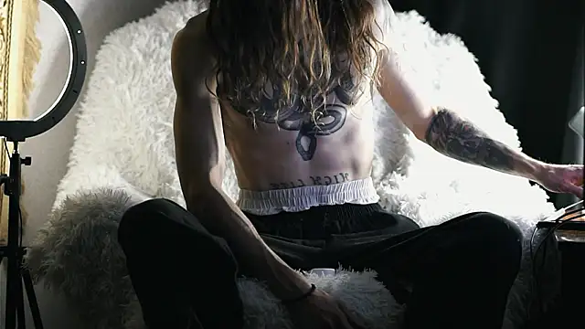 TechnoJesus's cam snapshot