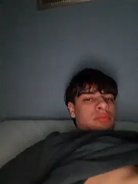 User2027fff's cam snapshot