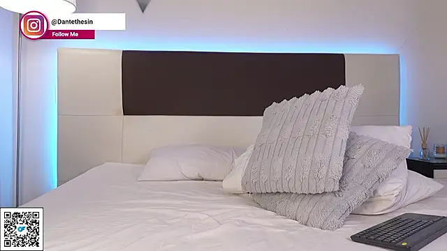 DanteeStone live sex cam