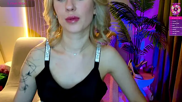 SashaBrooks live sex cam