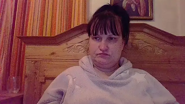 _squirty_cum_lady_'s cam snapshot