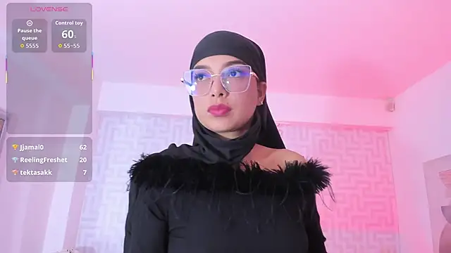 naishaa_'s cam snapshot