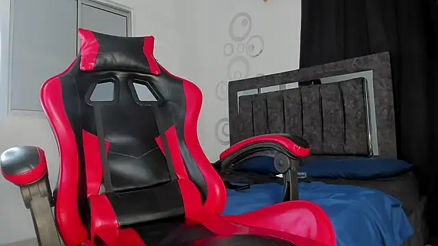 Maximiliano_Khalil live sex cam