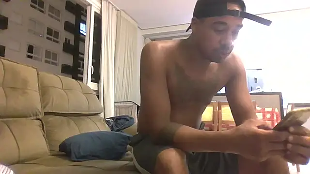 JUNINHOLEKEJR's cam snapshot