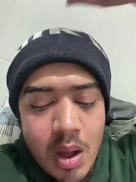 FlashyOcean53's cam snapshot