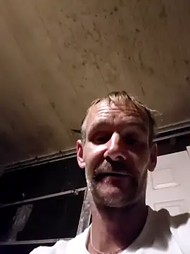 Hungwell1515 live sex cam