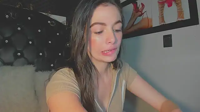 diana_queen_'s cam snapshot