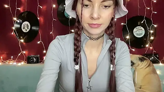 Musicalgirl's cam snapshot