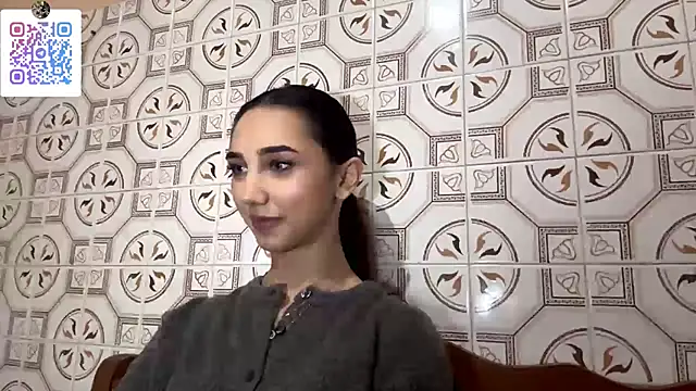 LinaMour live sex cam