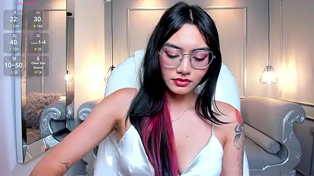 AzuraKindong's cam snapshot